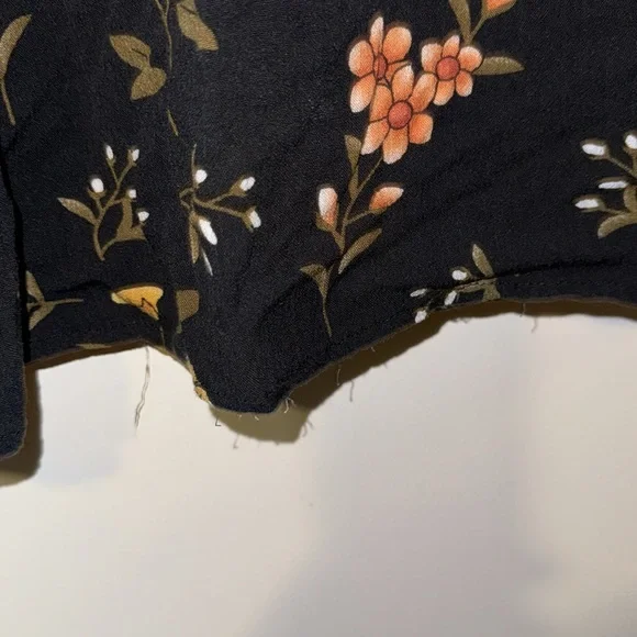 ALTAR’D STATE YELLOW FLORAL BLACK DRESS 🌼 Long Flare Sleeves and Empire Waist - Picture 5 of 10